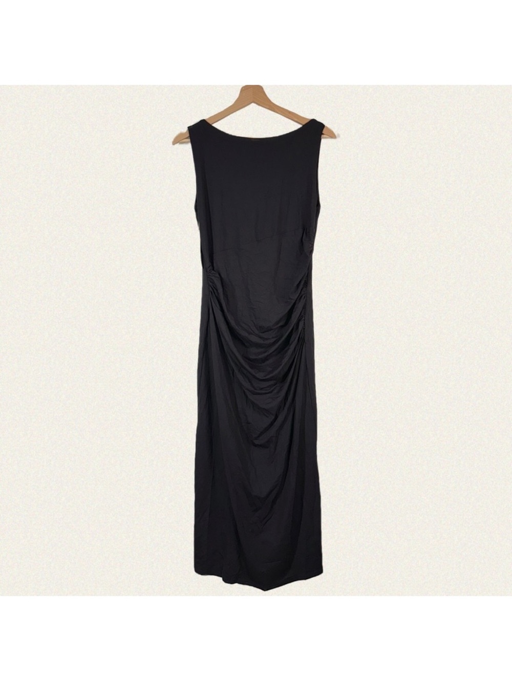 Meshki Black Boatneck Sleeveless Midi Dress - Picture 3 of 5